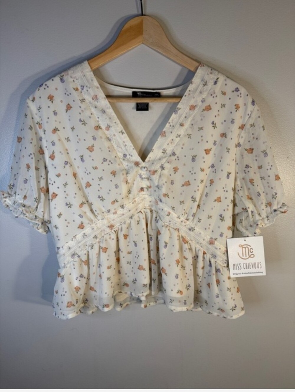 NWT Miss Chievous Cream Floral Peplum V-Neck Blouse